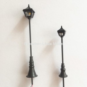 LHM652 metal yard lamp