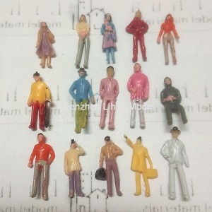 1:75 OO scale mixed figures--for architectural model building